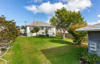 16 Morrie Laing Avenue, Mount Roskill