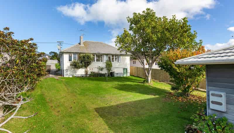 16 Morrie Laing Avenue, Mount Roskill