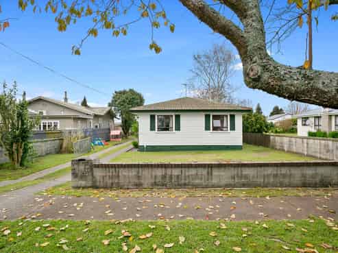 15 Tetley St, Matamata