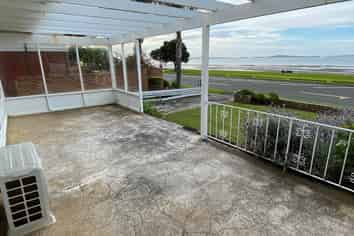 61 The Esplanade, Eastern Beach