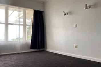 61 The Esplanade, Eastern Beach