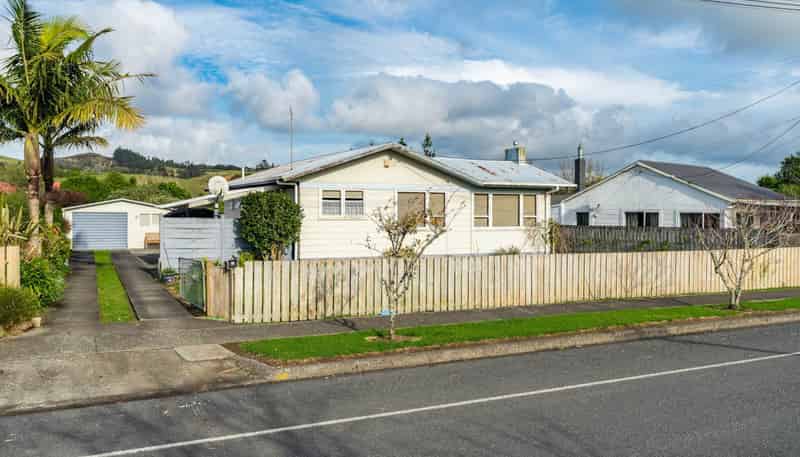 68 Valley Road, Hikurangi