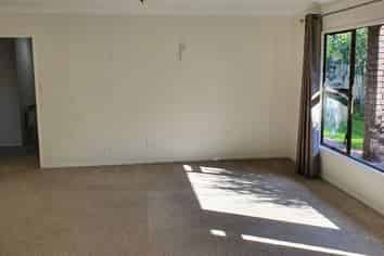 8A Tamihana Avenue, Fairfield