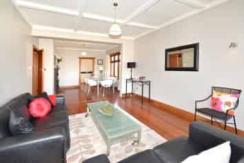 4 Pitcairn Street, Belleknowes