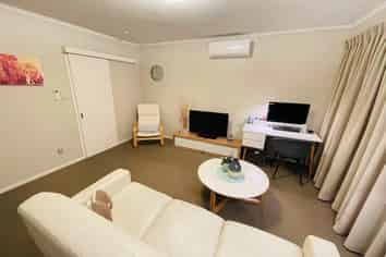 101 Stanley Road, Glenfield