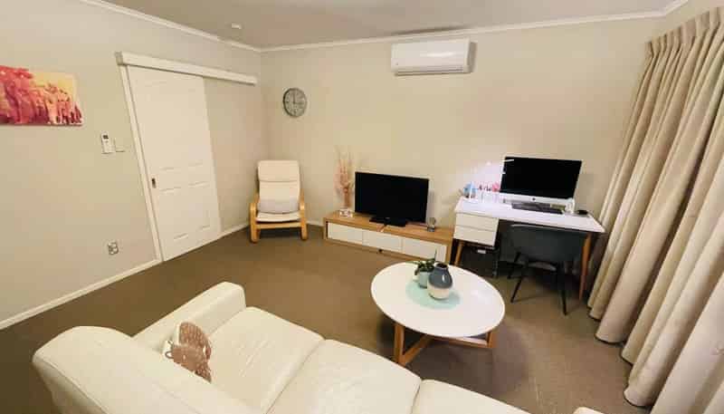 101 Stanley Road, Glenfield