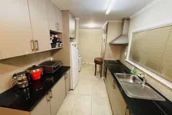 101 Stanley Road, Glenfield