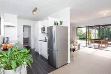 5 Beveridge Place, Greenmeadows