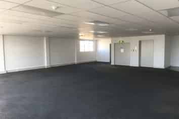 Entire floor with a view - Level 5