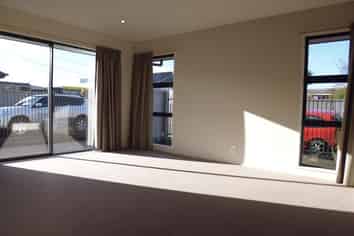 2 Chatham Street, Addington