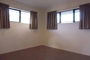 2 Chatham Street, Addington