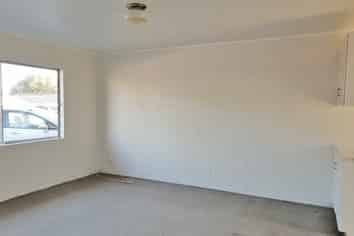 3/84 Kenderdine Road, Papatoetoe