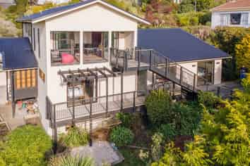 11 Longhurst Terrace, Cashmere