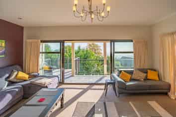 11 Longhurst Terrace, Cashmere