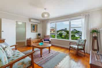 29 Jaemont Ave, Te Atatu South