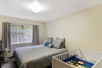 2/273 Grounsell Crescent, Belmont