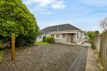 23 Court Crescent, Panmure