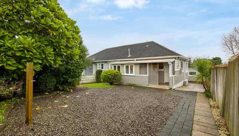 23 Court Crescent, Panmure