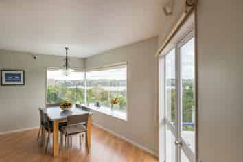 25 & 25A Awarua Crescent, Orakei