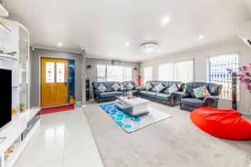 9 goh place, The Gardens