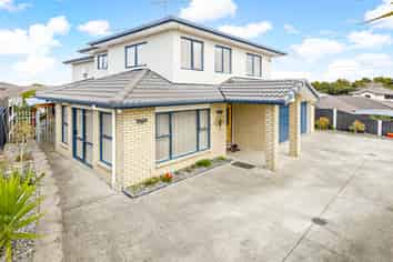 9 goh place, The Gardens