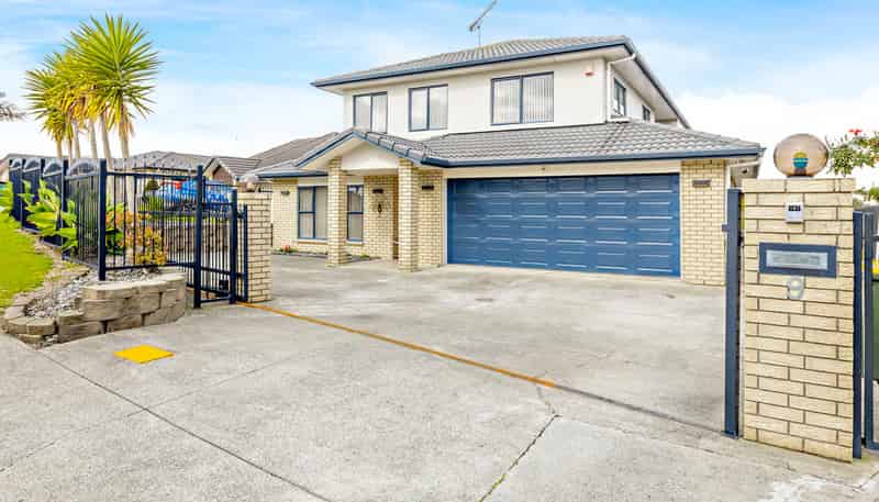 9 goh place, The Gardens