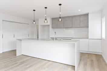 56 Henry Taylor Rise, Wainui