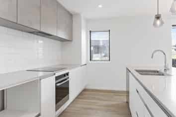 56 Henry Taylor Rise, Wainui