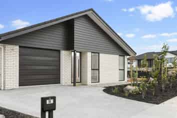 56 Henry Taylor Rise, Wainui