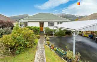 33 Albertson Avenue, Port Chalmers
