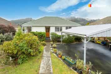 33 Albertson Avenue, Port Chalmers