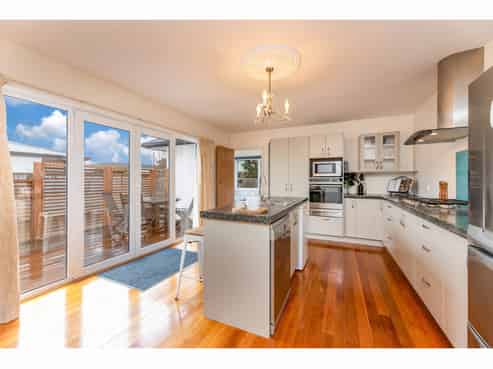 508 Marine Parade, South New Brighton