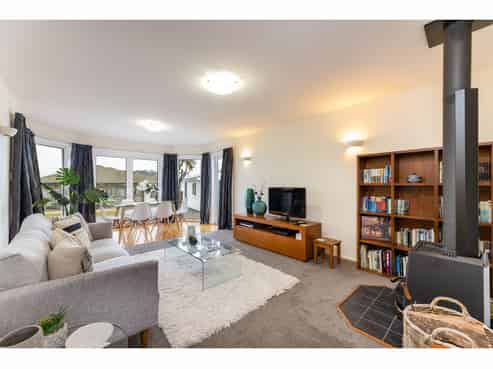 508 Marine Parade, South New Brighton