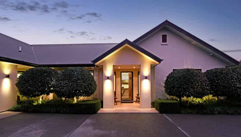 22 Pohutukawa Crescent, Parklands