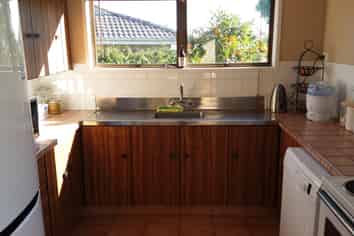 31 Amanda Avenue, Dinsdale