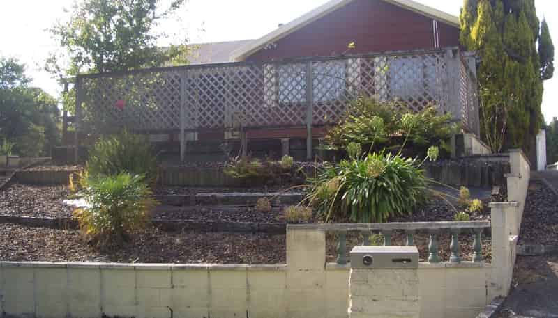 31 Amanda Avenue, Dinsdale