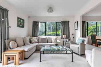 1/4 Whitworth Road, Mount Eden