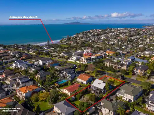 8 Hyde Road, Rothesay Bay