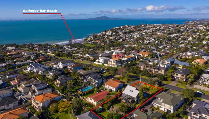 8 Hyde Road, Rothesay Bay