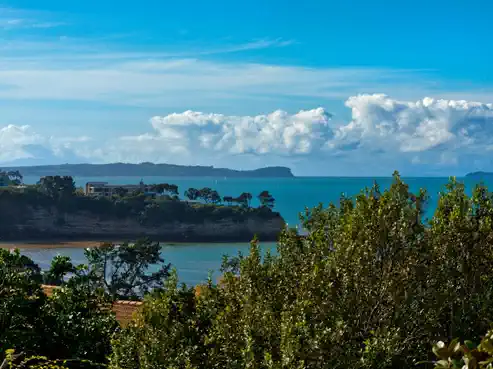 8 Hyde Road, Rothesay Bay