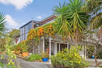 16a Alexander Road, Algies Bay