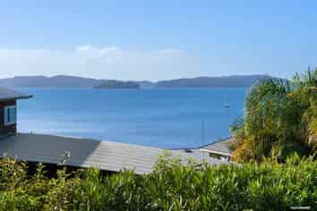 7a The Glade, Algies Bay