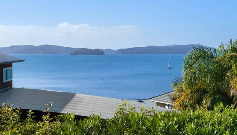 7a The Glade, Algies Bay