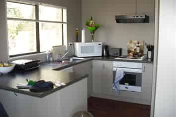 60 Bell Street, Judea