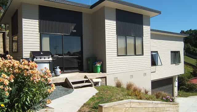 60 Bell Street, Judea