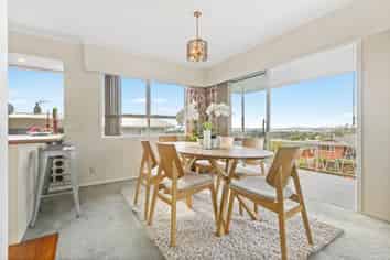 4291 Great North Road, Glendene