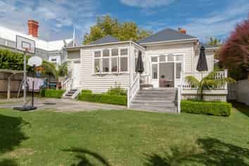 11 Herne Bay Road, Herne Bay