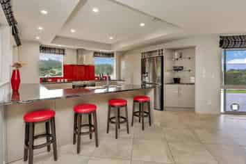 145 Great North Road, Kamo