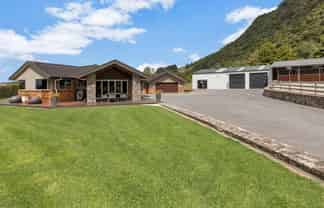 145 Great North Road, Kamo