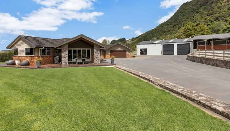 145 Great North Road, Kamo